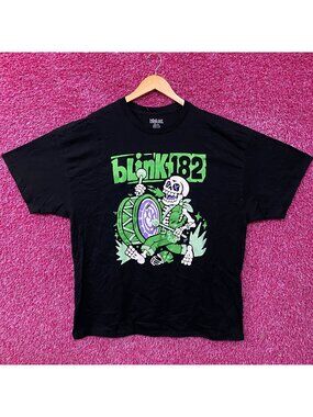 Blink-182 Marching Band Skeleton Puff Paint Pop Punk T-Shirt XXL